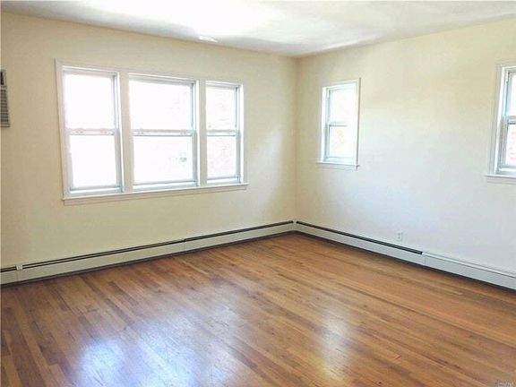 2nd image of 15428 41st Ave