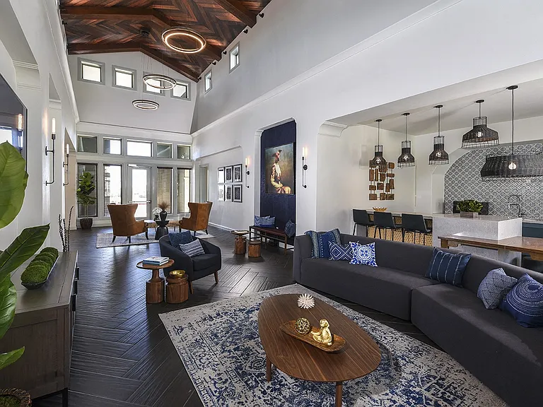 The Scott at Medio Creek — Photo 26