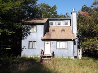 4551 Briarcliff Ter, Tobyhanna, PA