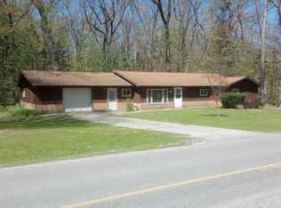27 N Campbell Rd, Fountain, MI 49410