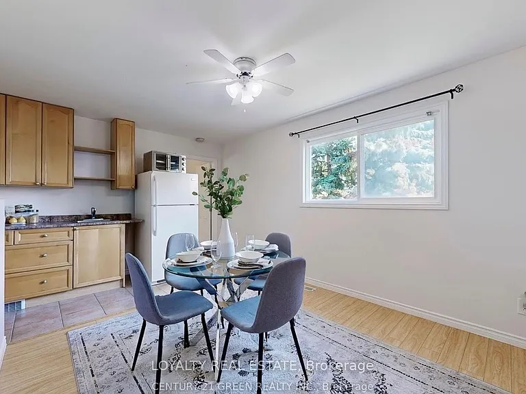 4 McMurchy Ave S #1 — Photo 18