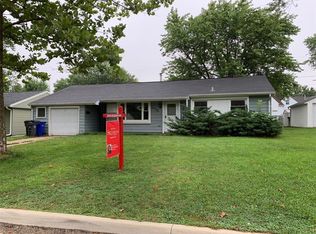 1464 Council St NE, Cedar Rapids, IA 52402