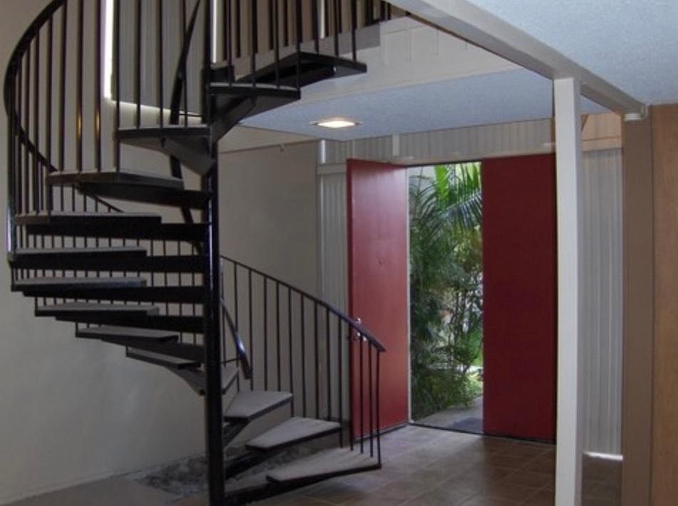 2nd image of 4070 Del Mar Ave