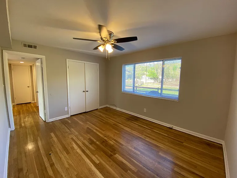 1570 Memorial Drive — Photo 4