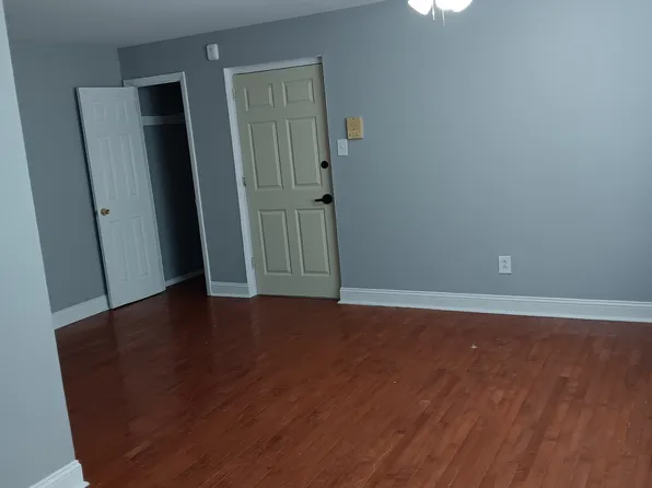 329 E Upsal St APT A2, Philadelphia, PA 19119