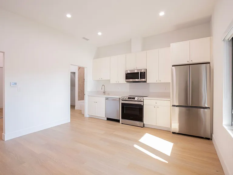 The Coastal Apartments — Photo 11