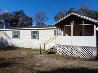 28 Squaw Rd, Crawfordville, FL 32327
