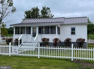 5237 Breezy Point Rd, Chesapeake Beach, MD 20732