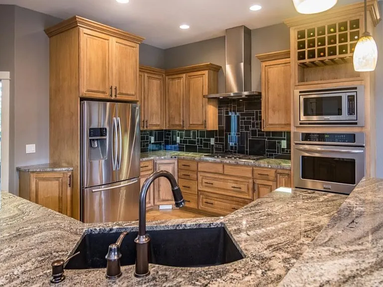 104 River Club Dr — Photo 4