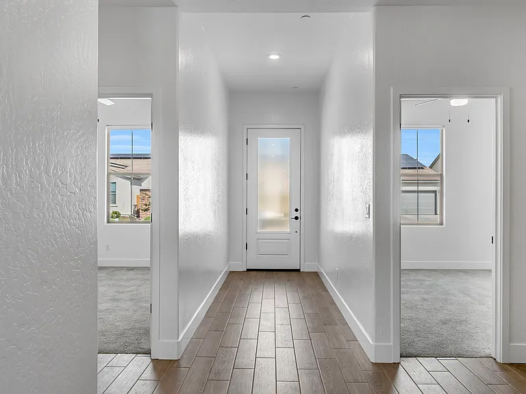 7153 E Harvard Ave — Photo 5