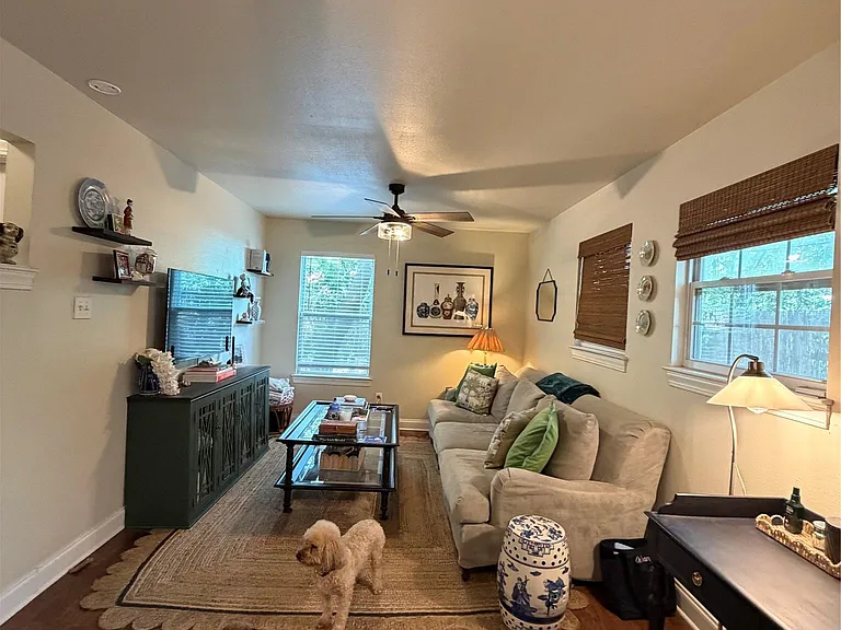 5212 Duval St #B — Photo 8