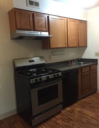 2nd image of 1591 Presidential Dr APT B3