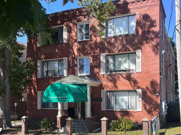 144 Van Zandt Ave, Newport, RI