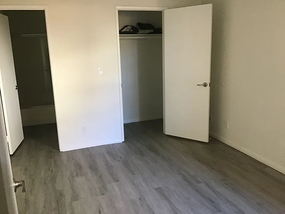 Walk in closet and full bathrooms are separate inside bedroom