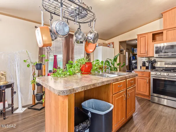 136 E Placita Estrella, Tucson, AZ 85705
