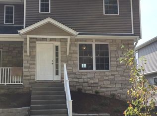 1763 W Victoria Ln, Bloomington, IN 47403