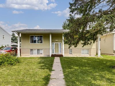 2357 17th Ave E, North Saint Paul, MN, 55109