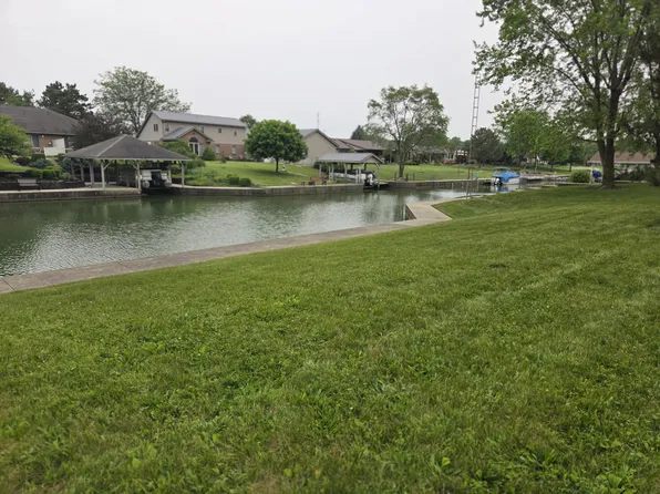 6718 Hillside Ct, Celina, OH 45822