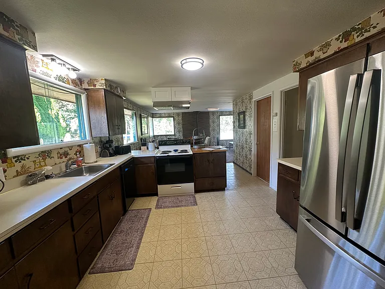8683 Benson Rd — Photo 2