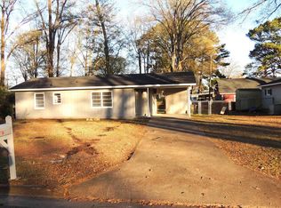 1406 20th Ave SE, Decatur, AL 35601