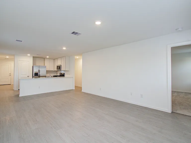 25364 Carnation Ct — Photo 5