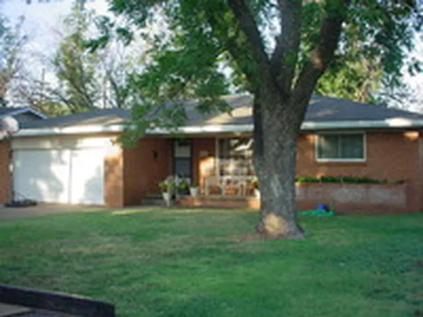 1811 Yucca Ln, Vernon, TX 76384