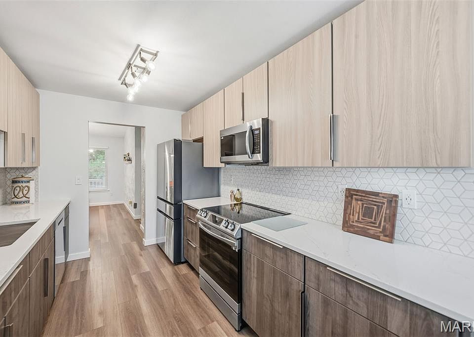 1st image of 48 Rue De Paix Unit 39
