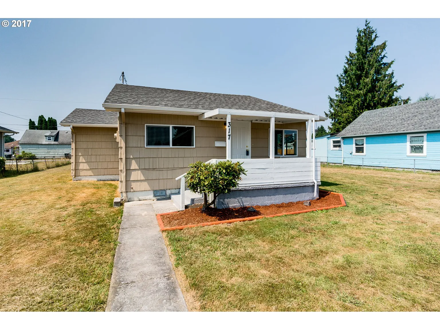 317 25th Ave photo 1