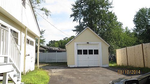 5th image of 69 Mill St
