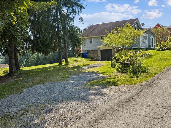 2nd image of 1235 Blaine Rd