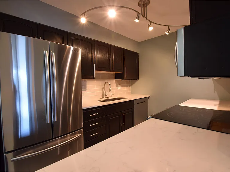 1313 N Williams St #501-1 — Photo 36