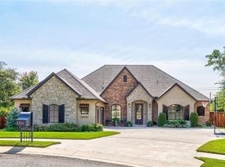 2716 Roaring Fork Trl, Edmond, OK 73034