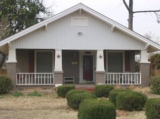 411 E 4th St, Burkburnett, TX 76354