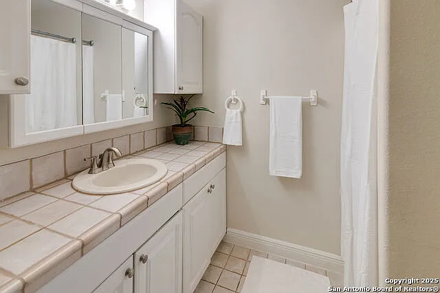 445 Scenic Hills Dr — Photo 15
