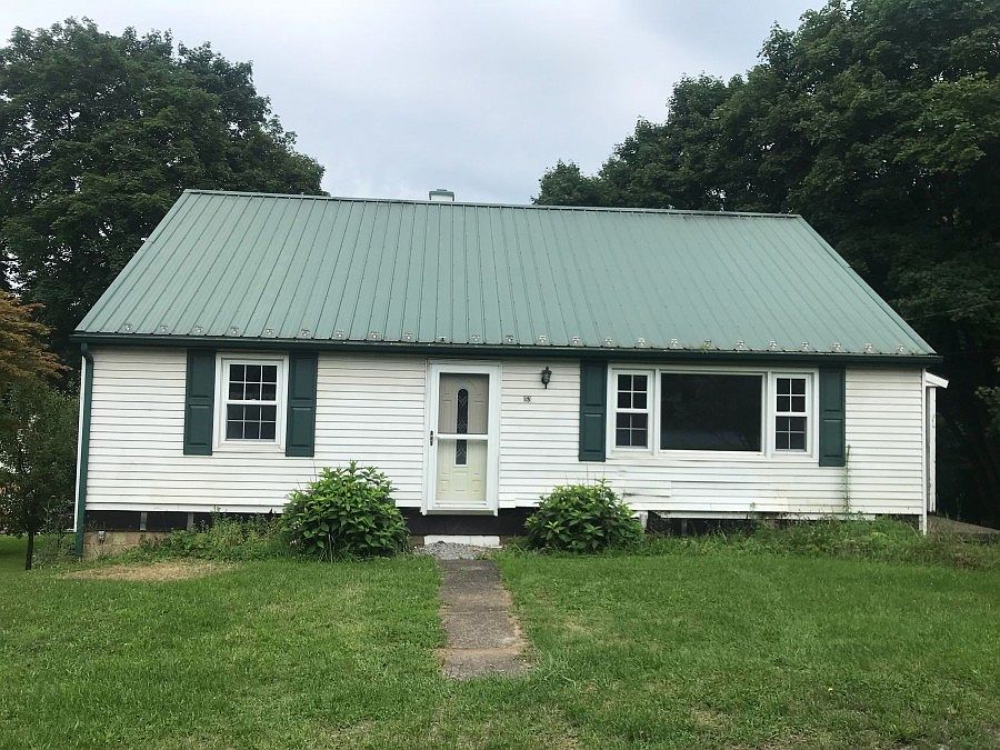 1st image of 153 Vincent Ave