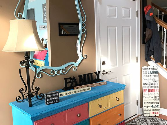 4th image of 1052 Blythwood Dr