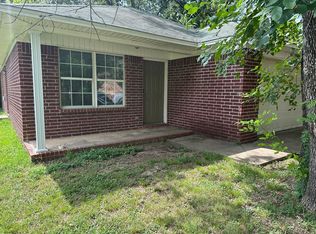 1118 S Ithaca Ave, Russellville, AR 72801