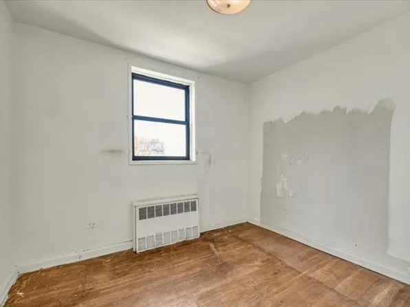 2475 East 11th Street image 9 of 16