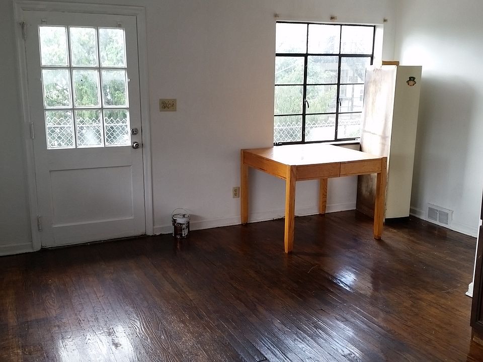 1st image of 802 Woodrow Wilson Pl #802B