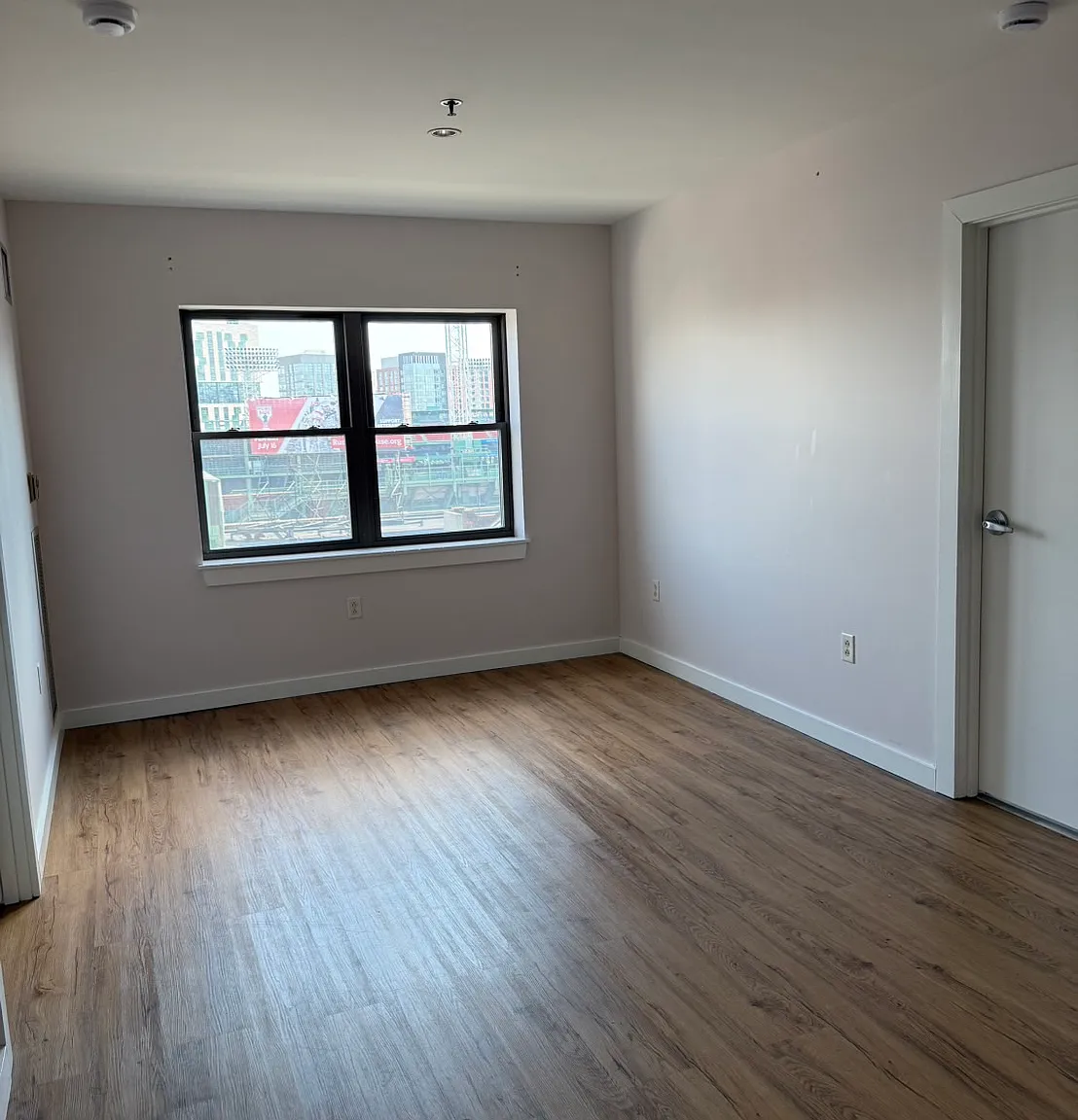534 Commonwealth Avenue — Photo 3
