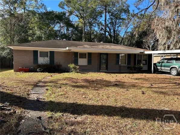 511 Dyches Dr, Savannah, GA 31406
