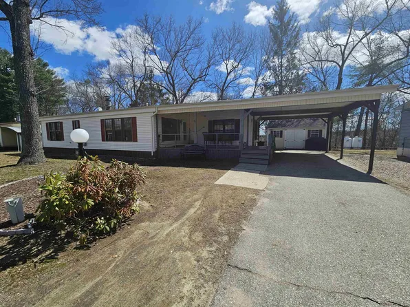 46 River Ledge Drive, Goffstown, NH 03045