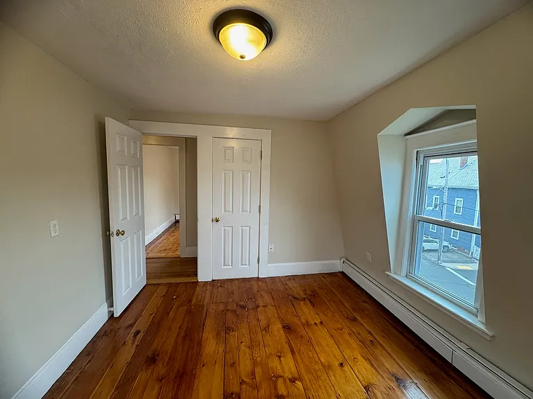 12 Lovett St #5 — Photo 9