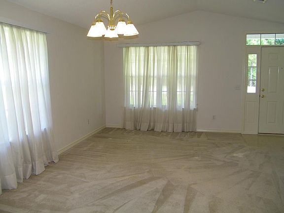 3rd image of 9427 Pine Lilly Ct