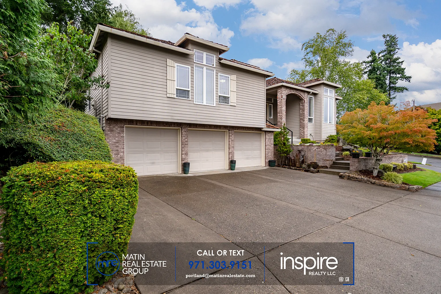 2927 SE Maple Pl photo 1