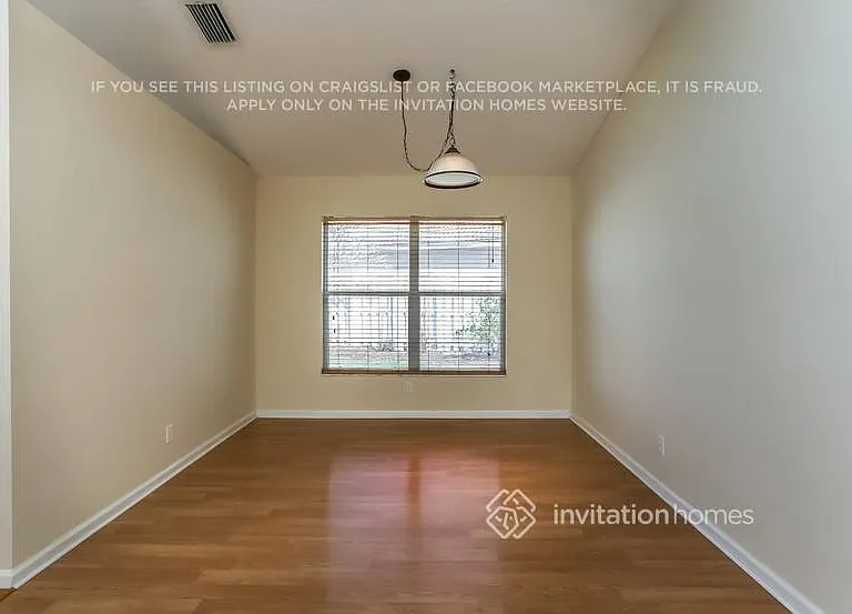 1369 Fairfax Cir E — Photo 5