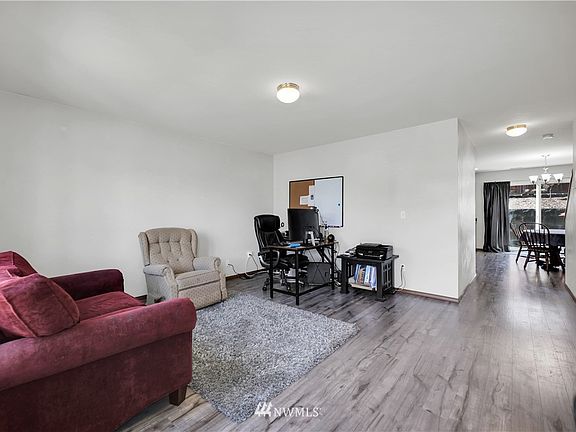 2nd image of 2208 119th Dr SE