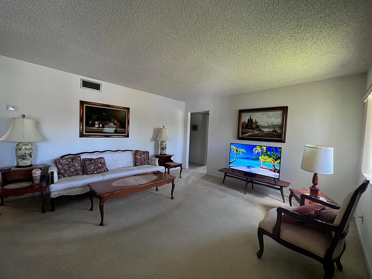 342 Pine Ridge Cir #B-2 — Photo 8