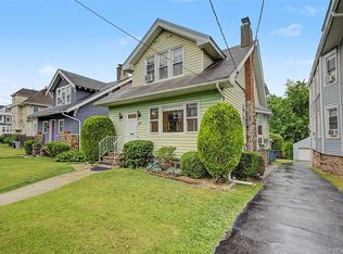40 Dewey Avenue, New Rochelle, NY 10801