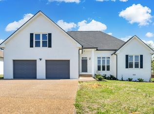 102 Highland Rdg, Hendersonville, TN 37075